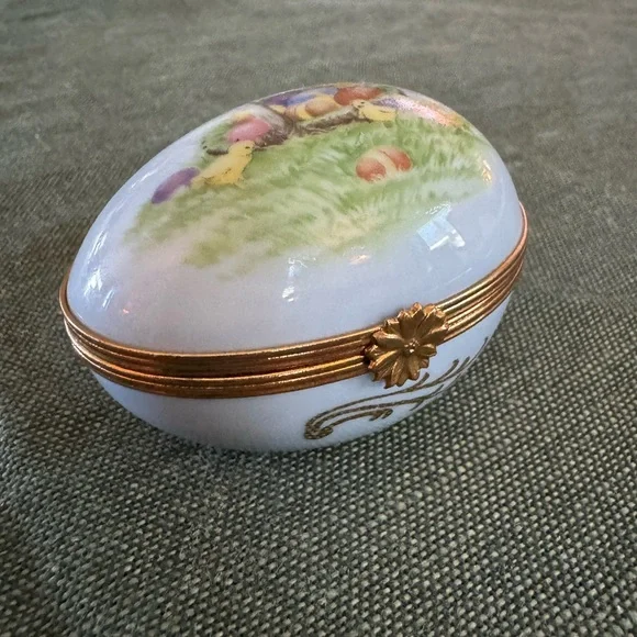 Limoges Decorative Blue and Gold Easter Egg Trinket Box - Picture 3 of 8